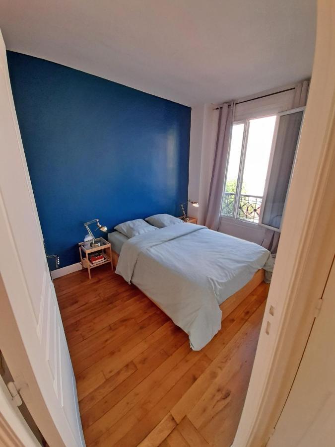 Апартаменты Tres Beau 2P Avec Vaste Sejour Ensoleille - A 50 M Du Metro Du Marche Et De La Mairie Клиши Экстерьер фото