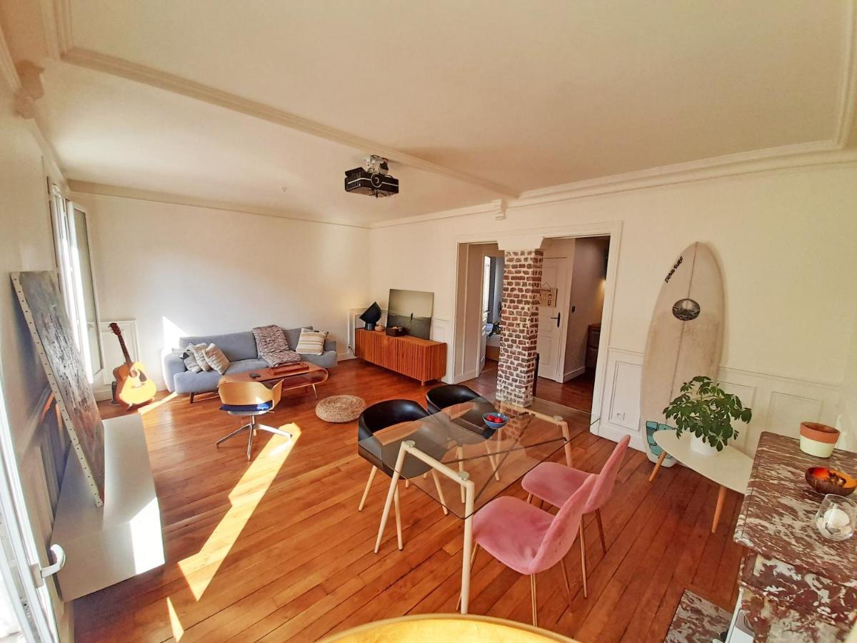 Апартаменты Tres Beau 2P Avec Vaste Sejour Ensoleille - A 50 M Du Metro Du Marche Et De La Mairie Клиши Экстерьер фото
