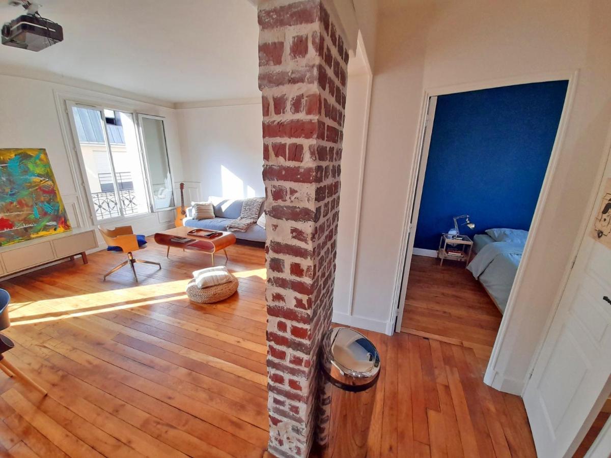 Апартаменты Tres Beau 2P Avec Vaste Sejour Ensoleille - A 50 M Du Metro Du Marche Et De La Mairie Клиши Экстерьер фото